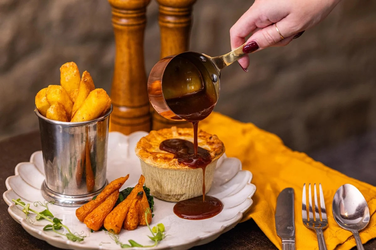 Pubs & gastropubs — illustrative DishLab menu-development work